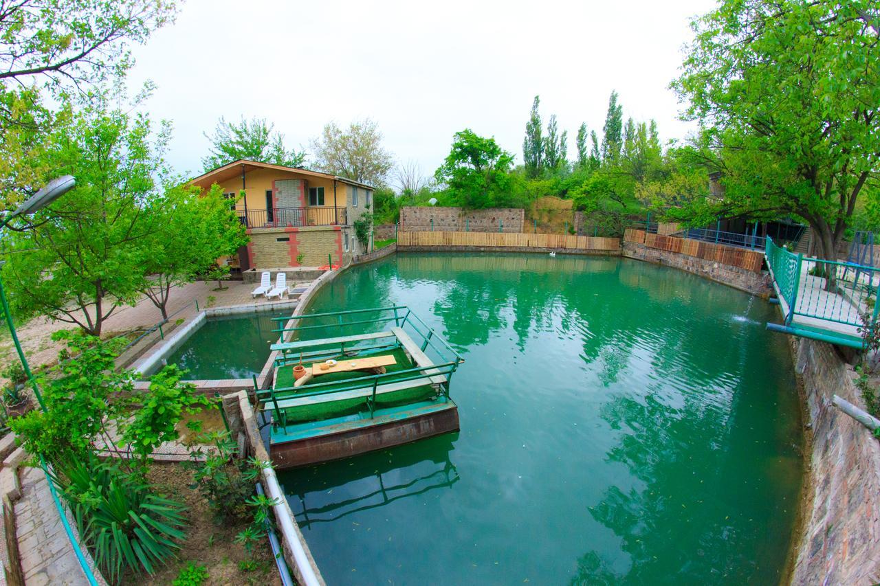 Amiran'S Lake Tbilisi Exteriör bild